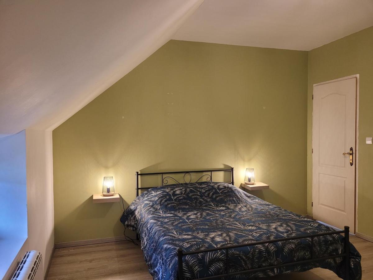 Un Nid Pour La Nuit Villa Bransles Bagian luar foto